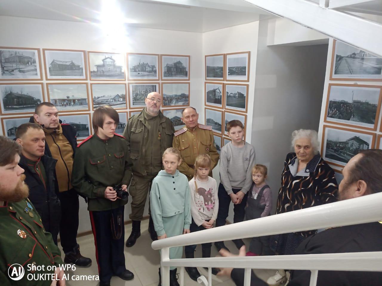 Read more about the article Епархиальный музей посетили представители общины сибирских казаков.